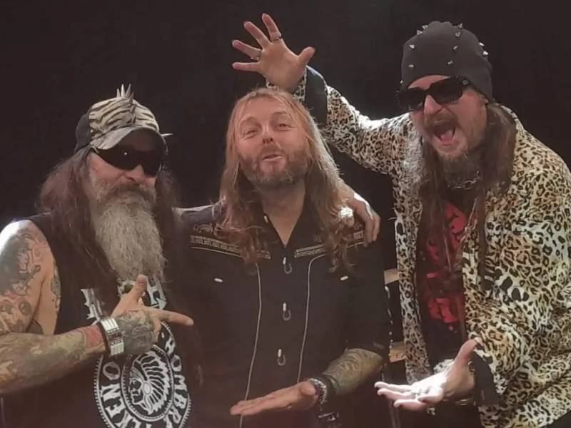 Víctor de Andrés presenta su nuevo videoclip: “Hasta que te explote el&nbsp;corazón”